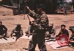 Immagine di Civili di difesa personale Buen Eane Vietnam, 1962, secondo 61 filmato di repertorio 65675075340