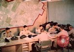 Immagine di Il Vietnam Air Force ufficiali Pleiku Vietnam del Sud, 1962, secondo 12 filmato di repertorio 65675075359