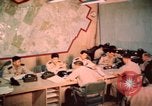 Immagine di Il Vietnam Air Force ufficiali Pleiku Vietnam del Sud, 1962, secondo 28 filmato di repertorio 65675075359