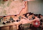 Immagine di Il Vietnam Air Force ufficiali Pleiku Vietnam del Sud, 1962, secondo 29 filmato di repertorio 65675075359