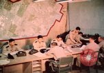 Immagine di Il Vietnam Air Force ufficiali Pleiku Vietnam del Sud, 1962, secondo 42 filmato di repertorio 65675075359