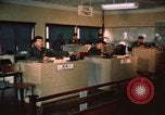 Image Vietnam des officiers de la Force aérienne Pleiku Sud Vietnam, 1962, de la seconde 15 séquences d'archives historiques vidéo 65675075361