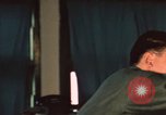 Image Vietnam des officiers de la Force aérienne Pleiku Sud Vietnam, 1962, de la seconde 37 séquences d'archives historiques vidéo 65675075361