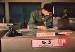 Image Vietnam des officiers de la Force aérienne Pleiku Sud Vietnam, 1962, de la seconde 43 séquences d'archives historiques vidéo 65675075361
