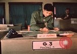 Image Vietnam des officiers de la Force aérienne Pleiku Sud Vietnam, 1962, de la seconde 45 séquences d'archives historiques vidéo 65675075361