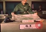 Image Vietnam des officiers de la Force aérienne Pleiku Sud Vietnam, 1962, de la seconde 46 séquences d'archives historiques vidéo 65675075361
