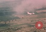 Image C-123B AÉRONEFS Fournisseur Vietnam, 1962, de la seconde 15 séquences d'archives historiques vidéo 65675075362