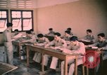 Image Vietnam des officiers de la Force aérienne Vietnam, 1962, de la seconde 29 séquences d'archives historiques vidéo 65675075363