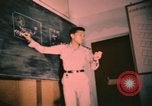 Image Vietnam des officiers de la Force aérienne Vietnam, 1962, de la seconde 50 séquences d'archives historiques vidéo 65675075363