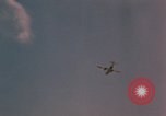 Image parachutistes Vietnam, 1962, de la seconde 56 séquences d'archives historiques vidéo 65675075365