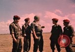 Image des officiers des Etats-Unis Vietnam, 1962, de la seconde 7 séquences d'archives historiques vidéo 65675075366
