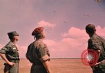 Image des officiers des Etats-Unis Vietnam, 1962, de la seconde 12 séquences d'archives historiques vidéo 65675075366
