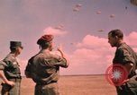 Image des officiers des Etats-Unis Vietnam, 1962, de la seconde 18 séquences d'archives historiques vidéo 65675075366