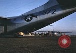 Standbild Vietnam Fallschirmjäger Vietnam, 1962, aus Sekunde 4 historischem Filmmaterial Videoclip 65675075373