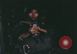 Standbild Vietnam Fallschirmjäger Vietnam, 1962, aus Sekunde 41 historischem Filmmaterial Videoclip 65675075373