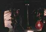 Standbild Vietnam Fallschirmjäger Vietnam, 1962, aus Sekunde 17 historischem Filmmaterial Videoclip 65675075374