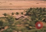 Standbild O-1E Bird Dog Flugzeuge Tan ein Vietnam, 1962, aus Sekunde 49 historischem Filmmaterial Videoclip 65675075376