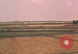 Standbild O-1E Bird Dog Flugzeuge Tan ein Vietnam, 1962, aus Sekunde 62 historischem Filmmaterial Videoclip 65675075376