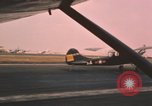 Standbild O-1E Bird Dog Flugzeuge Tan ein Vietnam, 1962, aus Sekunde 4 historischem Filmmaterial Videoclip 65675075377