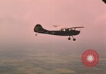 Standbild O-1E Bird Dog Flugzeuge Tan ein Vietnam, 1962, aus Sekunde 12 historischem Filmmaterial Videoclip 65675075377