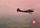 Standbild O-1E Bird Dog Flugzeuge Tan ein Vietnam, 1962, aus Sekunde 14 historischem Filmmaterial Videoclip 65675075377