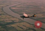 Standbild O-1E Bird Dog Flugzeuge Tan ein Vietnam, 1962, aus Sekunde 24 historischem Filmmaterial Videoclip 65675075377