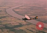 Standbild O-1E Bird Dog Flugzeuge Tan ein Vietnam, 1962, aus Sekunde 27 historischem Filmmaterial Videoclip 65675075377
