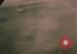 Standbild O-1E Bird Dog Flugzeuge Tan ein Vietnam, 1962, aus Sekunde 52 historischem Filmmaterial Videoclip 65675075377