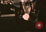 Immagine di Popolo vietnamita Canzone Mao Vietnam, 1962, secondo 12 filmato di repertorio 65675075384