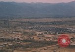 Standbild Luftaufnahmen Song Mao Vietnam, 1962, aus Sekunde 38 historischem Filmmaterial Videoclip 65675075386