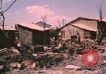 Standbild verbrannte Fläche Song Mao Vietnam, 1962, aus Sekunde 8 historischem Filmmaterial Videoclip 65675075387