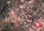 Standbild verbrannte Fläche Song Mao Vietnam, 1962, aus Sekunde 13 historischem Filmmaterial Videoclip 65675075388