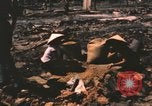 Standbild verbrannte Fläche Song Mao Vietnam, 1962, aus Sekunde 56 historischem Filmmaterial Videoclip 65675075388