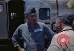 Standbild der US Air Force Offiziere Da Nang Vietnam, 1962, aus Sekunde 31 historischem Filmmaterial Videoclip 65675075394