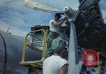 Standbild USA airmen Da Nang Vietnam, 1962, aus Sekunde 12 historischem Filmmaterial Videoclip 65675075395