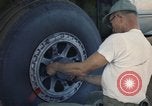 Standbild USA airmen Da Nang Vietnam, 1962, aus Sekunde 34 historischem Filmmaterial Videoclip 65675075395