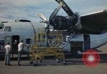 Standbild USA airmen Da Nang Vietnam, 1962, aus Sekunde 39 historischem Filmmaterial Videoclip 65675075395