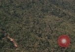 Image F-100D Super de chasseurs à réaction Sabre Vietnam, 1967, de la seconde 19 séquences d'archives historiques vidéo 65675075396