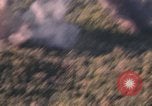 Image F-100D Super de chasseurs à réaction Sabre Vietnam, 1967, de la seconde 33 séquences d'archives historiques vidéo 65675075396
