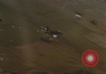 Immagine di F-100D Super Sabre jet fighters Il Vietnam, 1967, secondo 34 filmato di repertorio 65675075398