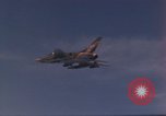 Image F-100D Super de chasseurs à réaction Sabre Vietnam, 1967, de la seconde 12 séquences d'archives historiques vidéo 65675075405