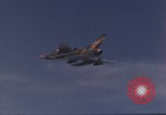 Image F-100D Super de chasseurs à réaction Sabre Vietnam, 1967, de la seconde 16 séquences d'archives historiques vidéo 65675075405