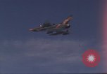 Image F-100D Super de chasseurs à réaction Sabre Vietnam, 1967, de la seconde 23 séquences d'archives historiques vidéo 65675075405