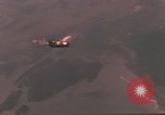 Image F-100D Super de chasseurs à réaction Sabre Vietnam, 1967, de la seconde 50 séquences d'archives historiques vidéo 65675075405