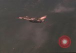 Image F-100D Super de chasseurs à réaction Sabre Vietnam, 1967, de la seconde 62 séquences d'archives historiques vidéo 65675075405