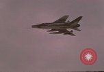 Image bombe éclate Vietnam, 1967, de la seconde 9 séquences d'archives historiques vidéo 65675075407