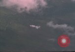 Image bombe éclate Vietnam, 1967, de la seconde 26 séquences d'archives historiques vidéo 65675075407