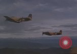 Image A-1H Skyraider aéronefs Vietnam, 1967, de la seconde 27 séquences d'archives historiques vidéo 65675075414