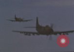 Image A-1H Skyraider aéronefs Vietnam, 1967, de la seconde 38 séquences d'archives historiques vidéo 65675075414