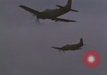 Image A-1H Skyraider aéronefs Vietnam, 1967, de la seconde 11 séquences d'archives historiques vidéo 65675075415